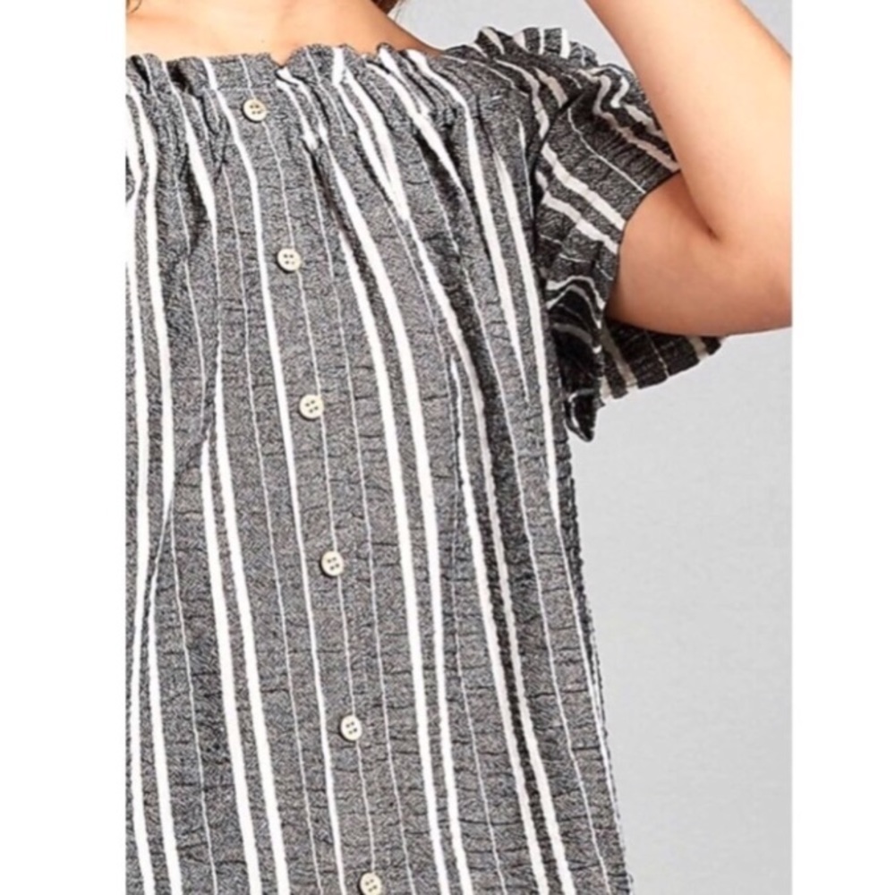 Chic Striped Off Shoulder Top - Picture 2 of 6